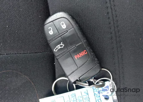 2015 Chrysler 200 Limited из США, поврежденный, VIN 1C3CCCAB9FN617256